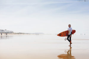 El Open de Surf La Fontanilla se mantiene en período de espera