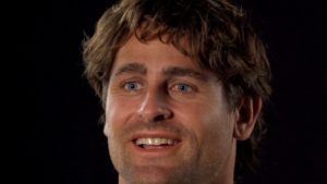 PROFILE ANDI CRIERE