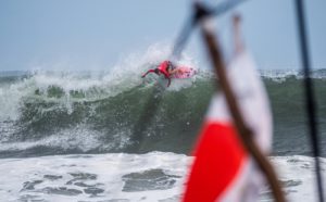Hans Odriozola se lleva la mejor puntuación en su categoría en el tercer día de competición del mundial de surf júnior que se disputa en El Salvador