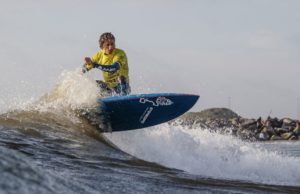 Magnífico papel de la Selección Nacional surfeando las olas del Euro SUP 2022 de Dinamarca