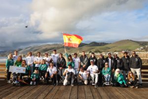 Una colorida ceremonia de apertura para el inicio del mundial de surf adaptado