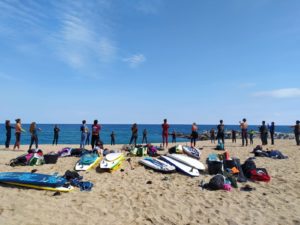 Últimas plazas para apuntarse a los cursos de Monitor Nacional de Surf Nivel I que se celebran antes del verano