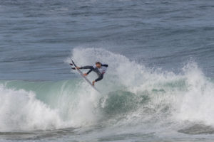 TAPIA DE CASARIEGO CORONA A LOS NUEVOS CAMPEONES DE ESPAÑA SUB 18 Y SUB 21 DE SURF